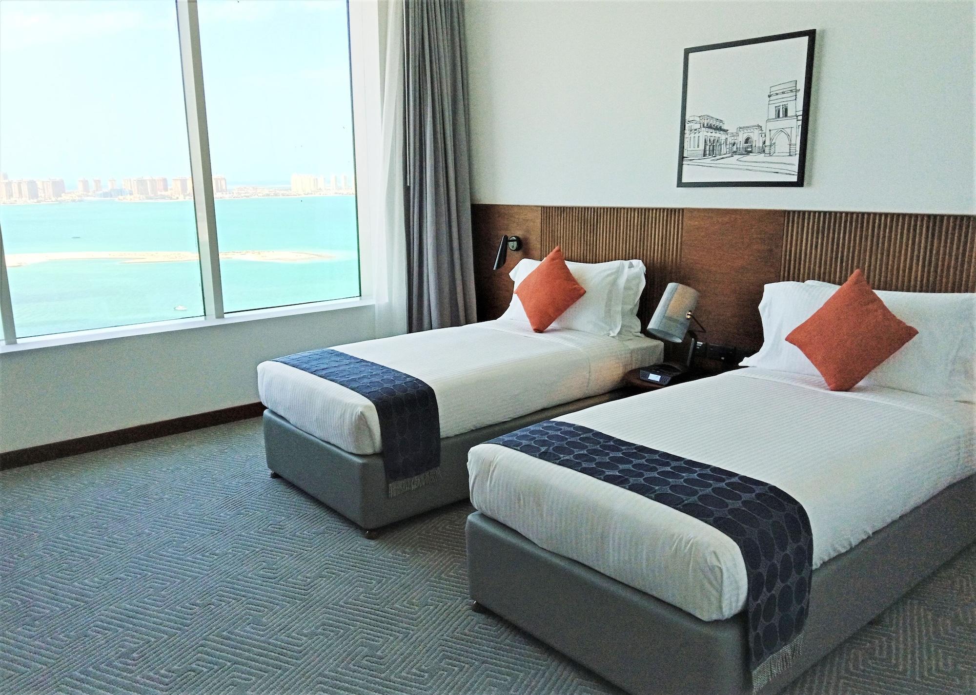 Somerset West Bay Doha Eksteriør billede Deluxe Room